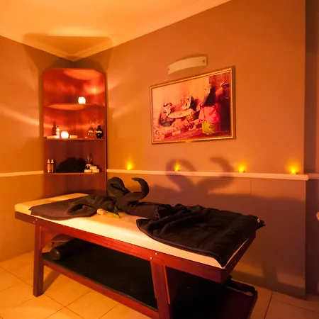 Luna Beach Deluxe Hotel-3