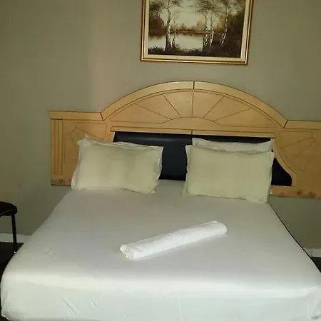 Legacy Guest Lodge-3