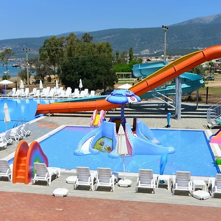 Ramada Resort By Wyndham Akbuk-2