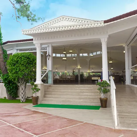 Club & Hotel Letoonia-3
