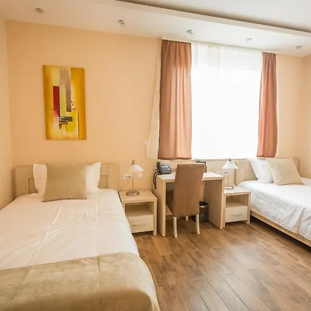 Hotel Mar Garni-2