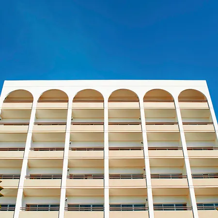Ajax Hotel-2