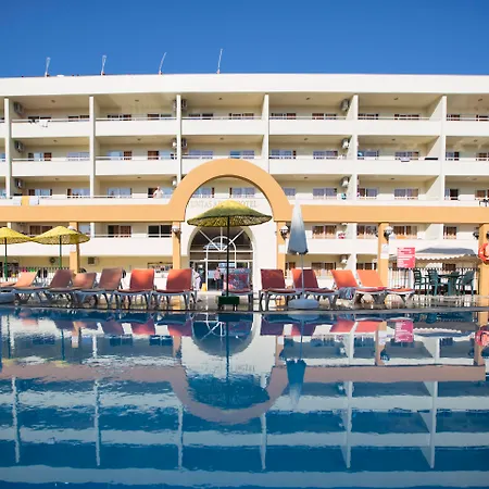 Tuntas Family Suites Kusadasi-2