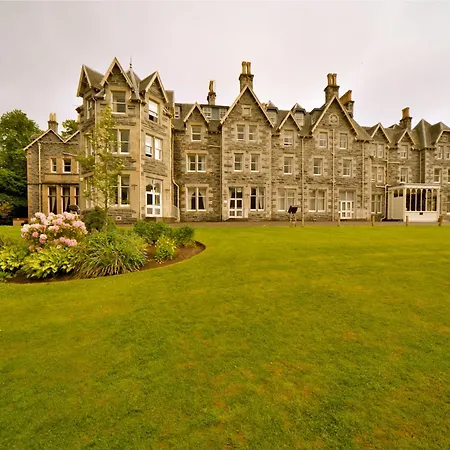 Ben Wyvis Hotel-2
