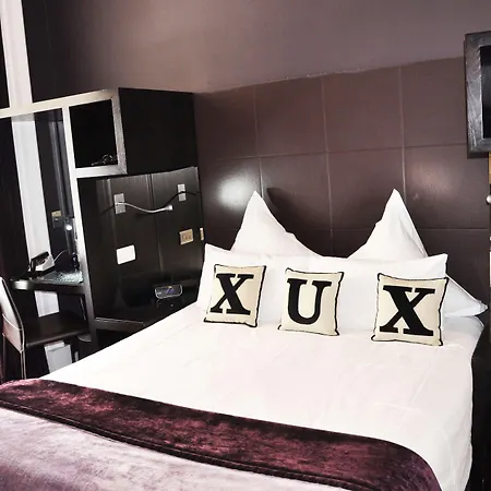Carmelite Hotel-2