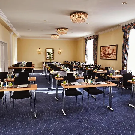 Steigenberger Icon Grandhotel Belvédère-3