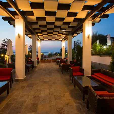 Santa Marina Holiday Village-3