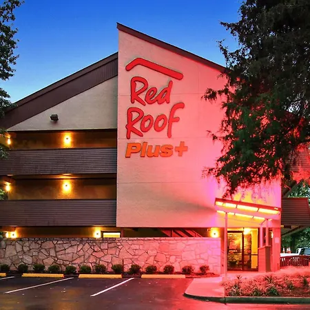 Red Roof Inn Plus+ Atlanta - Buckhead-2