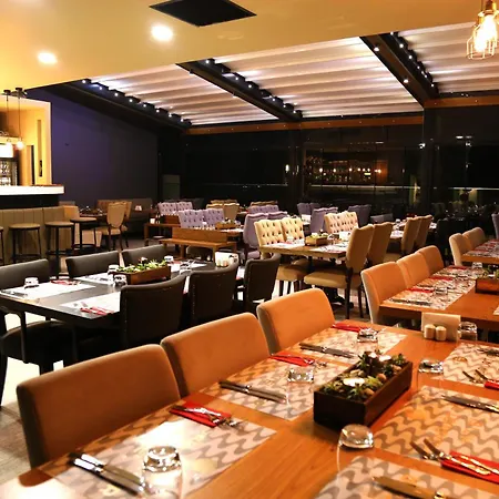 Pasaport Pier Hotel-2