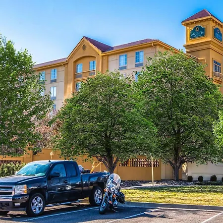 La Quinta Inn & Suites By Wyndham Colorado Springs South Ap-3