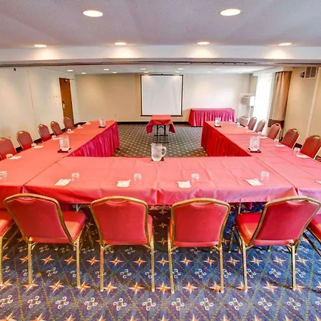 Comfort Inn Conference Center Pittsburgh Penn Hills-3