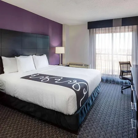 Bloom Hotel-2
