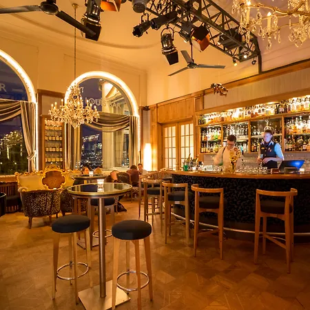 Art Deco Hotel Montana-2