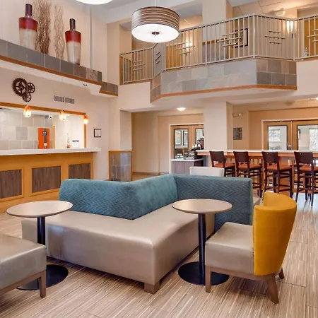Best Western Plus Gateway Inn & Suites - Aurora-2
