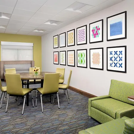 Holiday Inn Express & Suites Baltimore - BWI Airport North By Ihg-3
