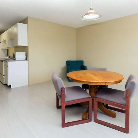 Days Inn By Wyndham Colorado Springs Airport-2