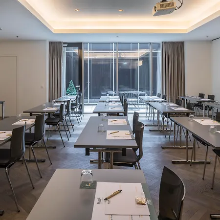 Crowne Plaza Vienna By Ihg-3