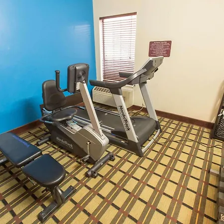 Comfort Inn Pittsburgh Crafton-2