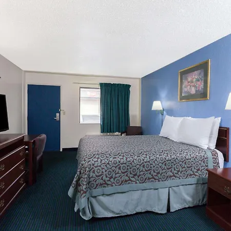 Days Inn By Wyndham Oklahoma City Fairground-2