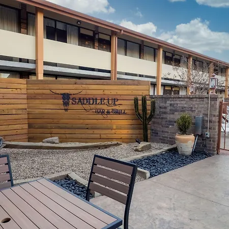 Best Western Plus Saddleback Inn And Conference Center-3