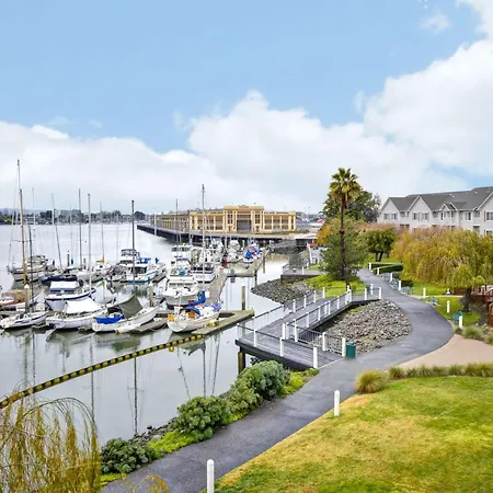 Homewood Suites By Hilton - Oakland Waterfront-2