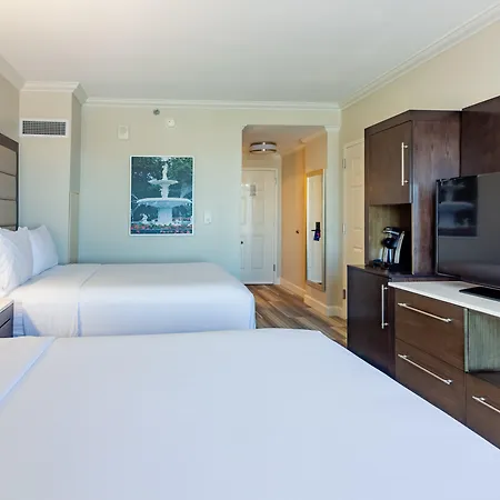 Holiday Inn Express Savannah - Historic District-3