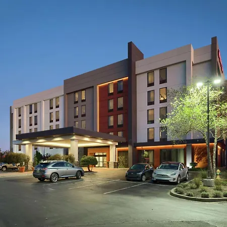 Hampton Inn Louisville Northeast-2