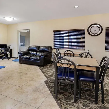 Baymont By Wyndham Casper East-3