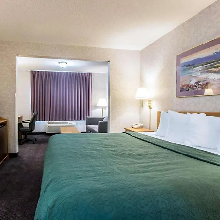 Quality Suites San Diego Otay Mesa-3
