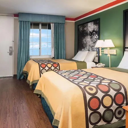 Super 8 By Wyndham Little Rock/Otter Creek-3