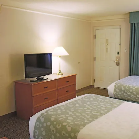 La Quinta Inn By Wyndham El Paso Cielo Vista-3
