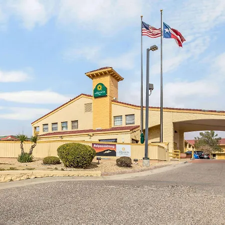 La Quinta Inn by Wyndham El Paso Cielo Vista-3