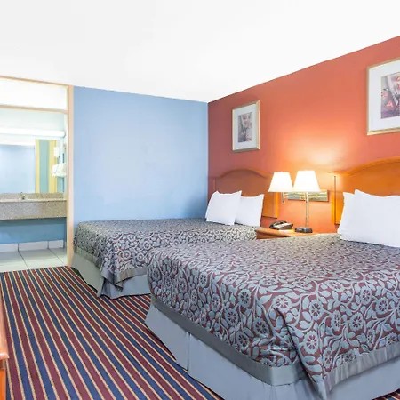 La Casa Inn Albany Near Tifton Ga I 75-2