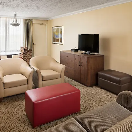 Crowne Plaza Louisville Airport Expo Ctr By Ihg-3