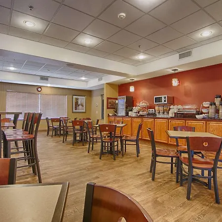 Best Western Plus Tulsa Woodland Hills Hotel And Suites-3