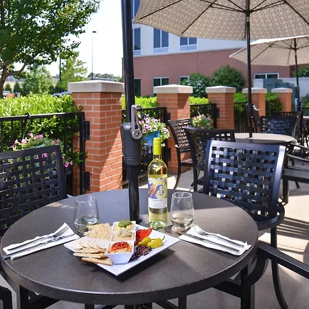 Hyatt Place Garden City-2