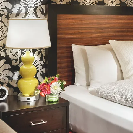 Staypineapple, The Maxwell Hotel, Seattle Center Seattle-3