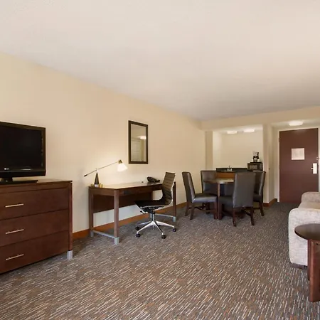 Wingate By Wyndham - Chattanooga-3