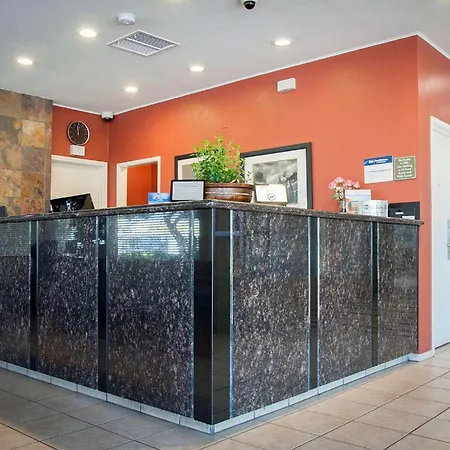 Best Western Village Inn-2