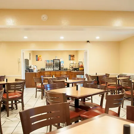 Best Western Village Inn-3