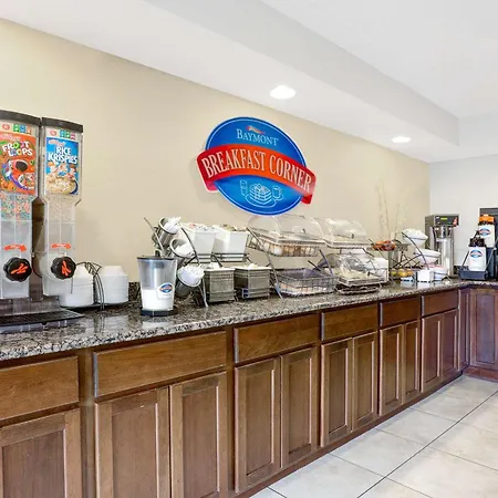 Baymont Inn & Suites San Marcos-2