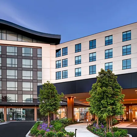 Home2 Suites By Hilton Anaheim Resort-3