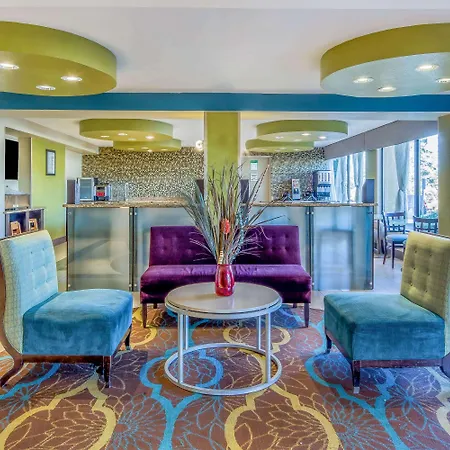 Oakland Airport Arena Hotel-2