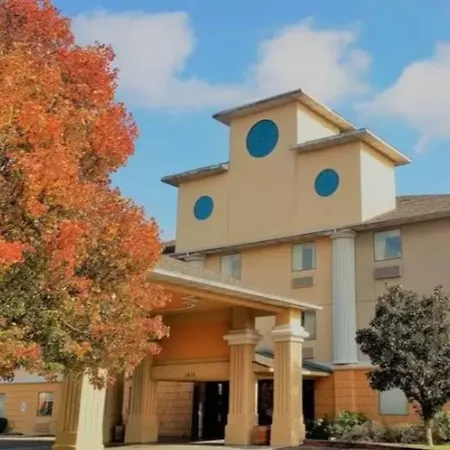 Super 8 By Wyndham Temple I-35-2
