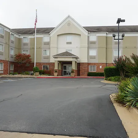Candlewood Suites Tulsa-3