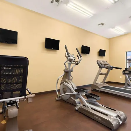 Microtel Inn & Suites By Wyndham Round Rock-2