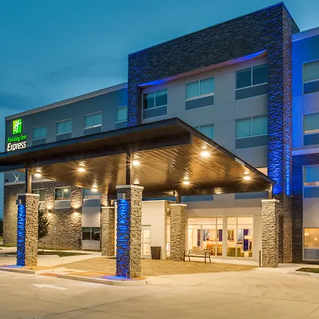 Hilton Garden Inn Denton-2
