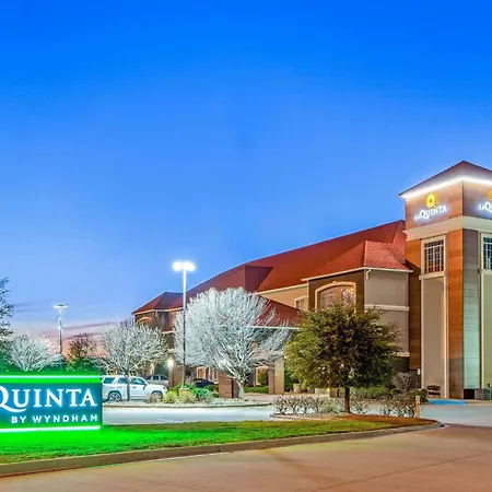 La Quinta By Wyndham Eastland-3