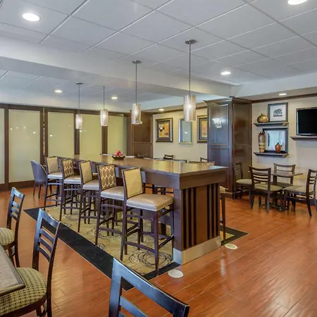 Hampton Inn Meadville-2