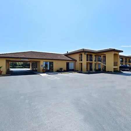 Americas Best Value Inn Ocean Inn-3